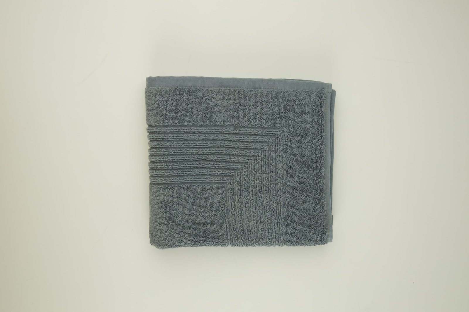 Alte nuanțe disponibile: Gri