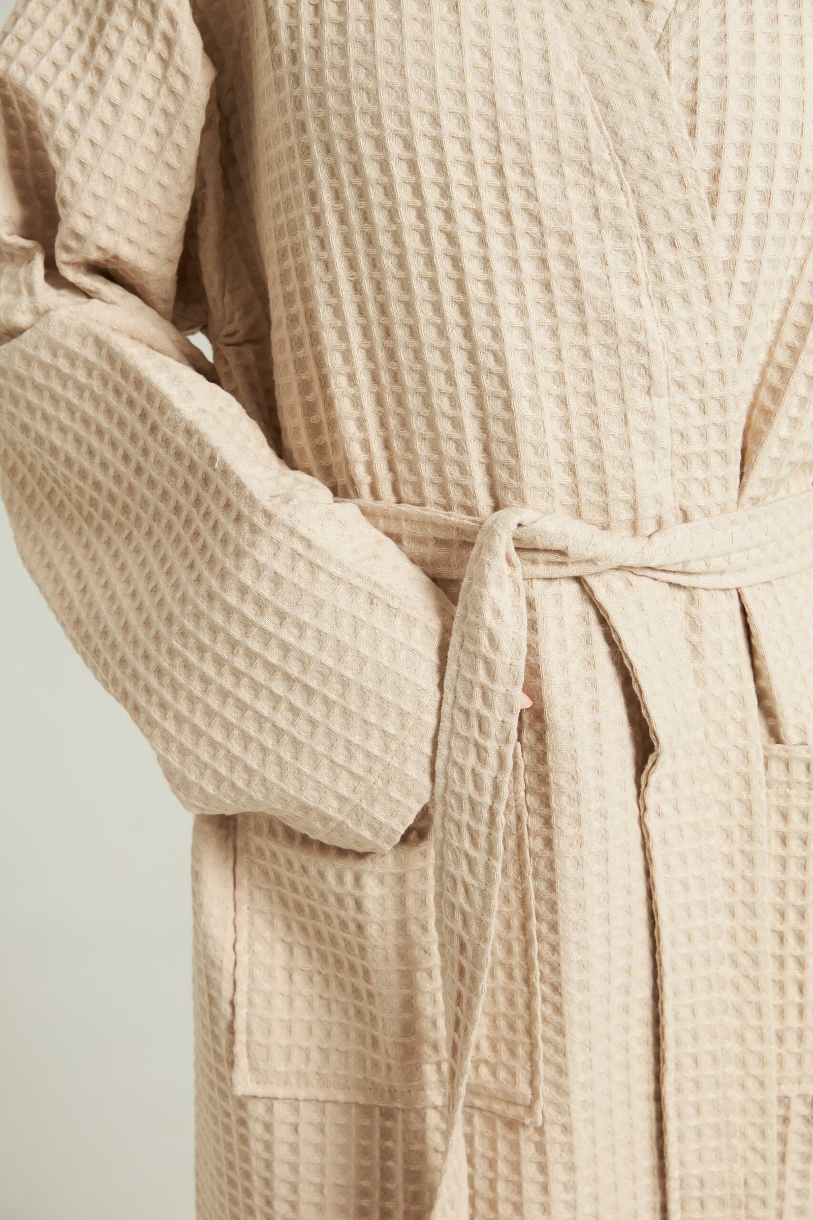 Alte nuanțe disponibile: Bej